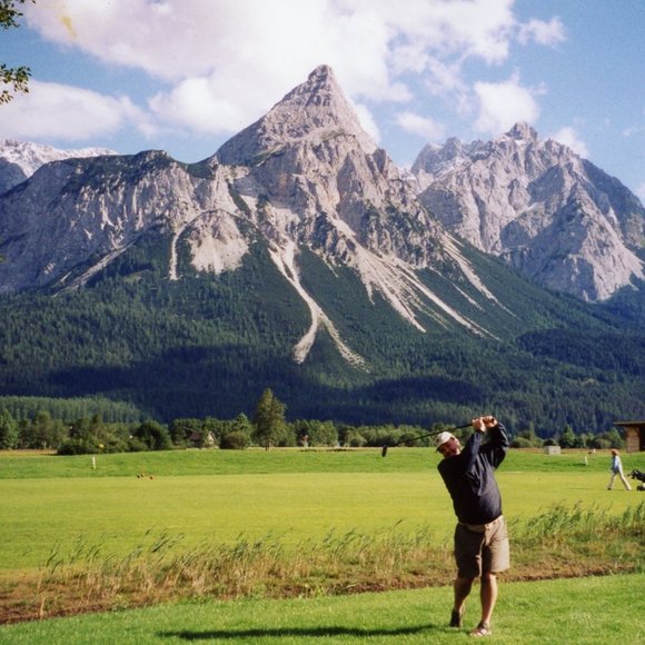 Meet your Posher, Orrin - Picture 2 of 10